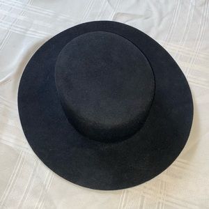 GIGI PIP Classic Black Women's Hat